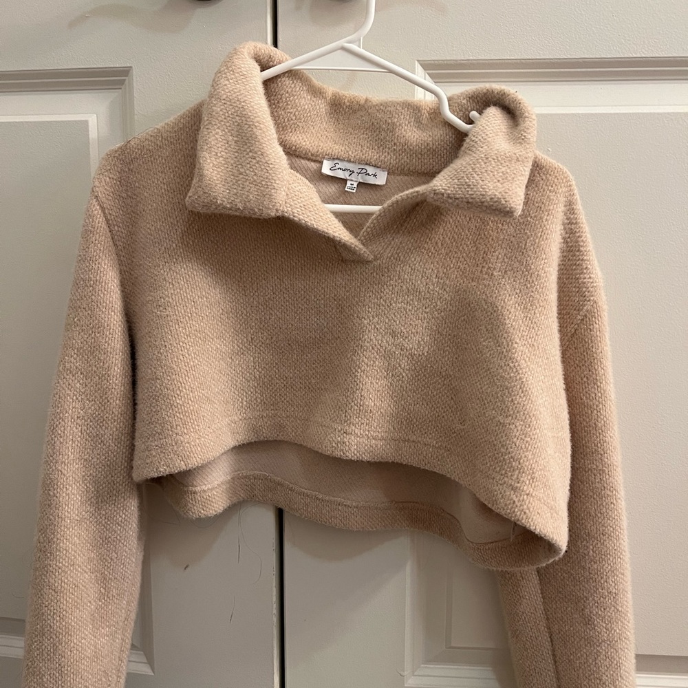 Cropped sweatshirt